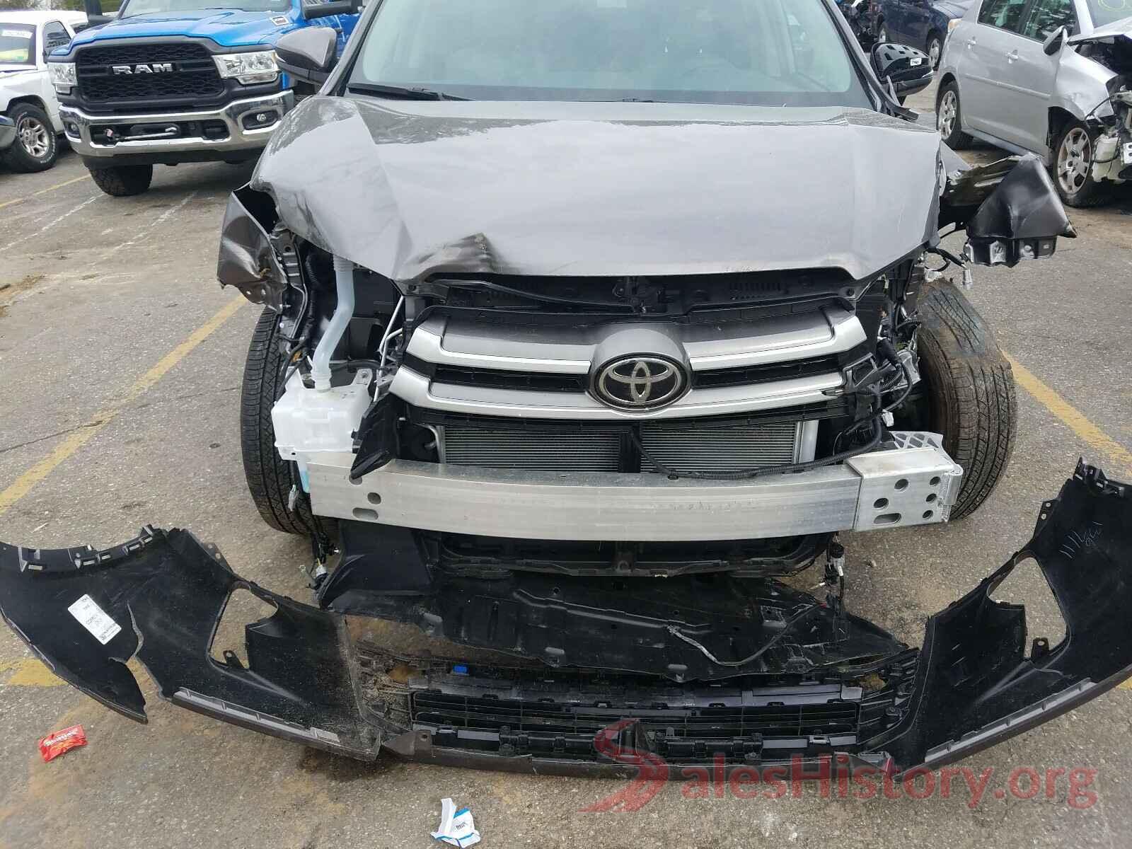 5TDZARFH7KS053221 2019 TOYOTA HIGHLANDER