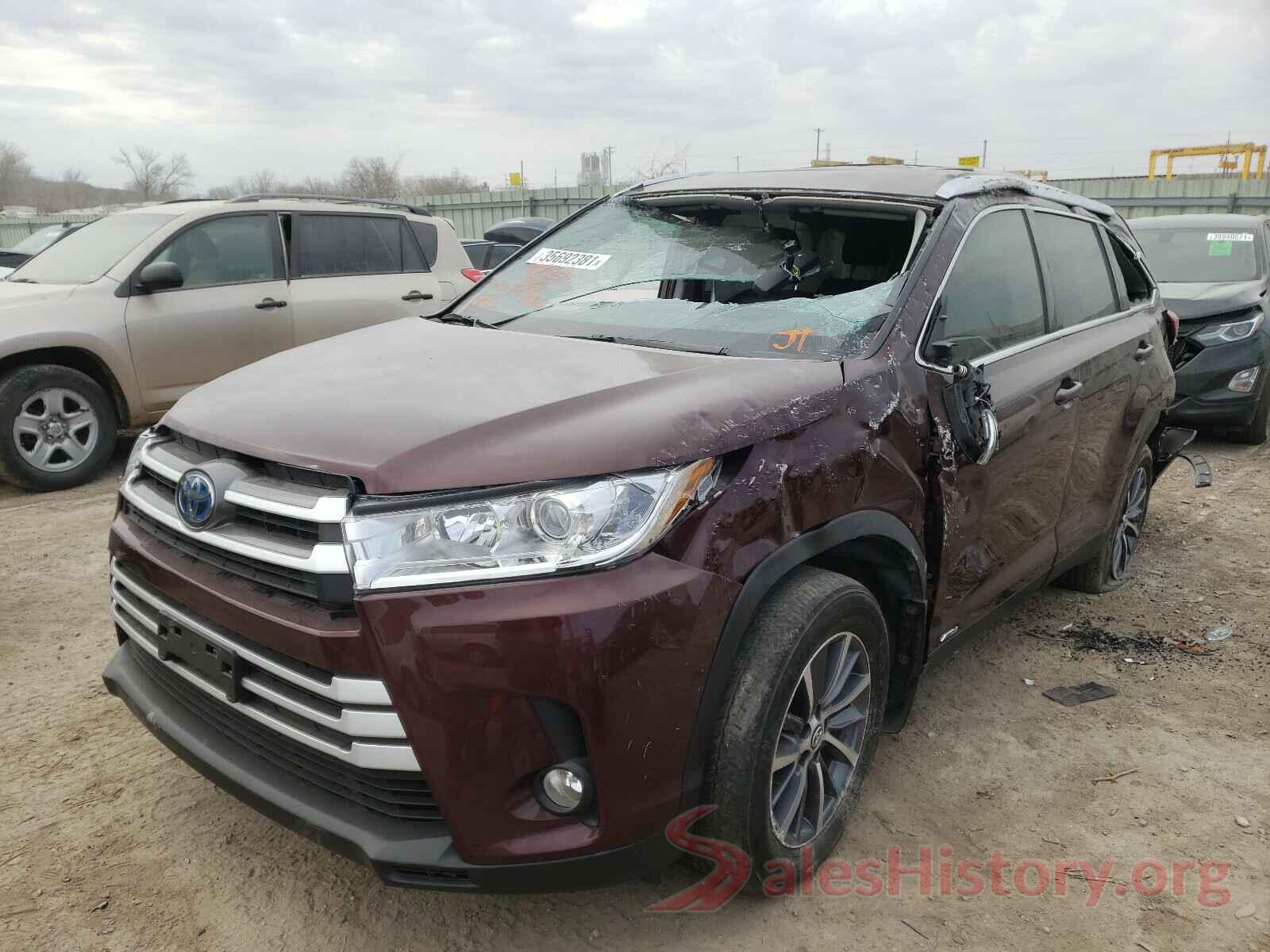 5TDJGRFH2KS075784 2019 TOYOTA HIGHLANDER