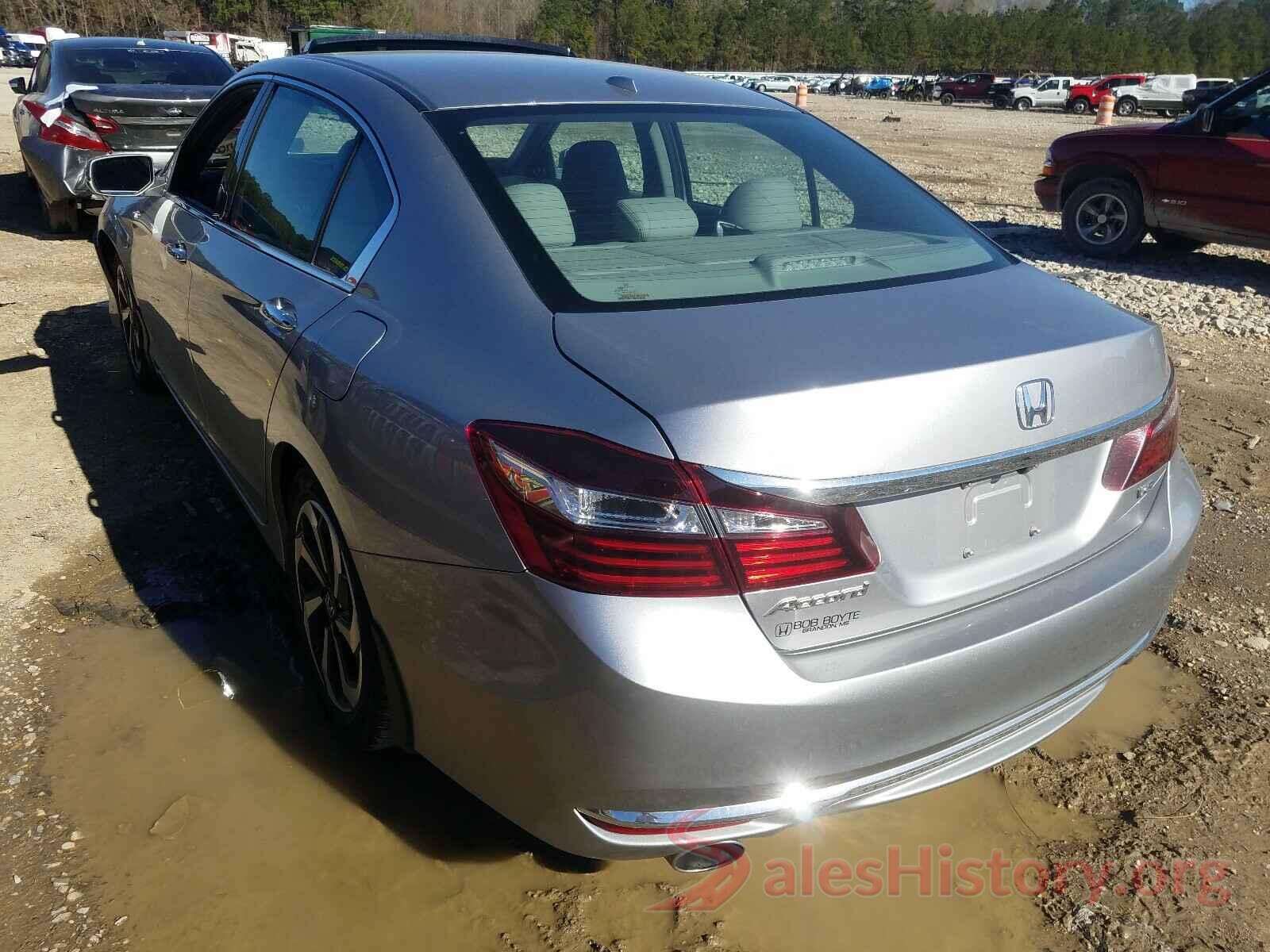 1HGCR3F82HA032649 2017 HONDA ACCORD