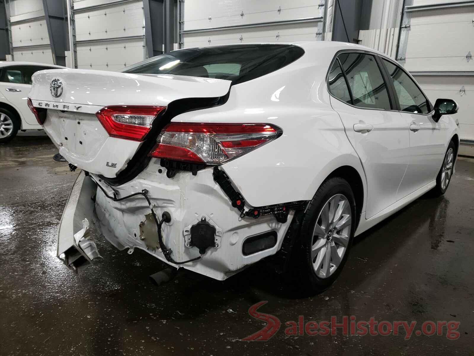 4T1B11HK6JU608578 2018 TOYOTA CAMRY