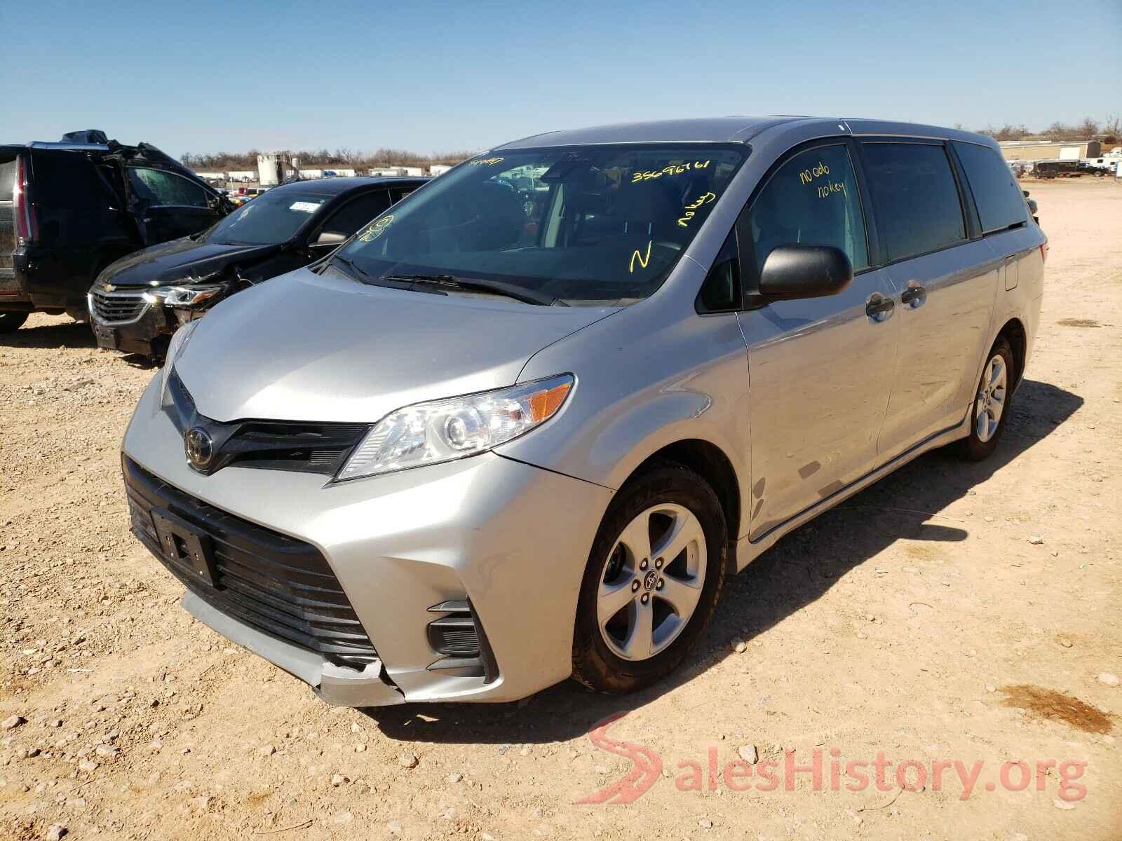 5TDZZ3DC6JS949697 2018 TOYOTA SIENNA