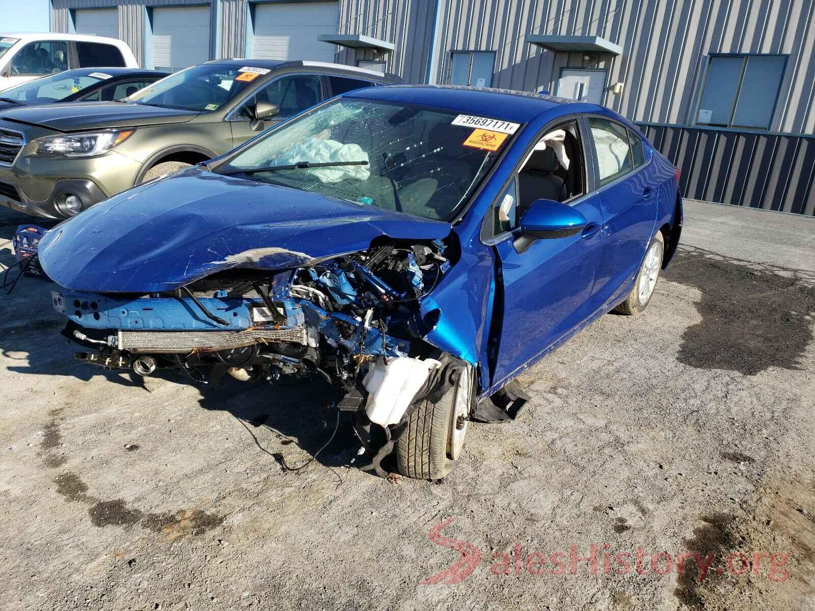 1G1BE5SM0J7105405 2018 CHEVROLET CRUZE