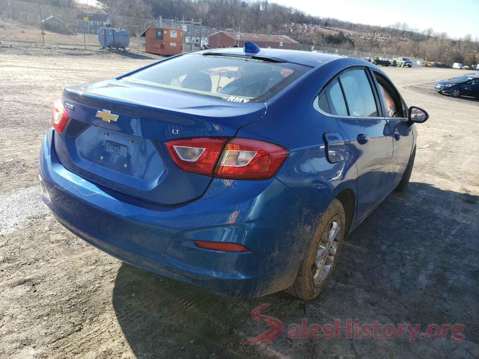 1G1BE5SM0J7105405 2018 CHEVROLET CRUZE