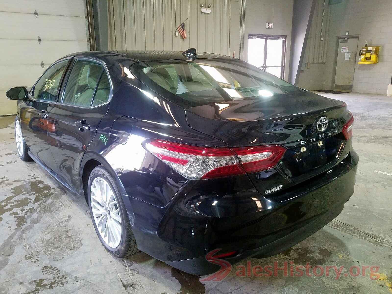 4T1B11HK4KU751076 2019 TOYOTA CAMRY