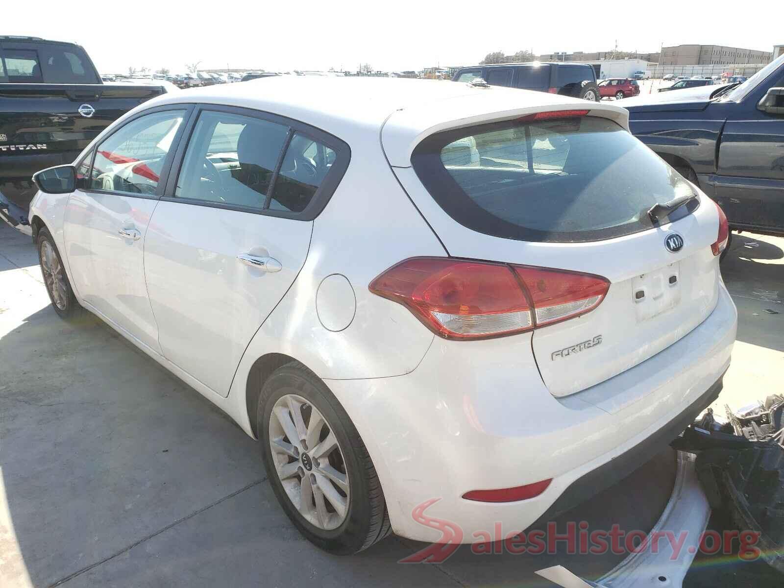 KNAFK5A8XH5673623 2017 KIA FORTE