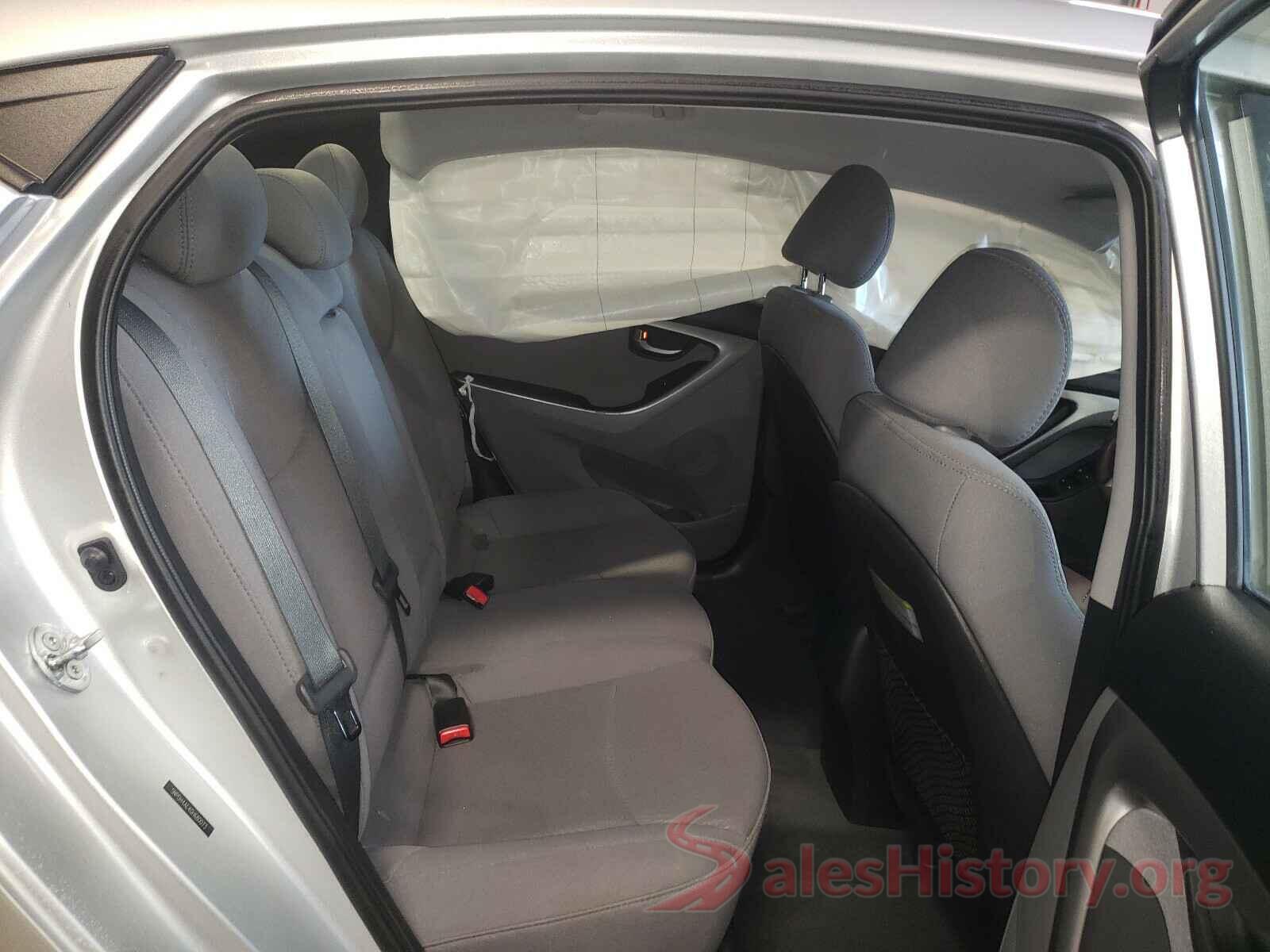 5NPDH4AE4GH680073 2016 HYUNDAI ELANTRA