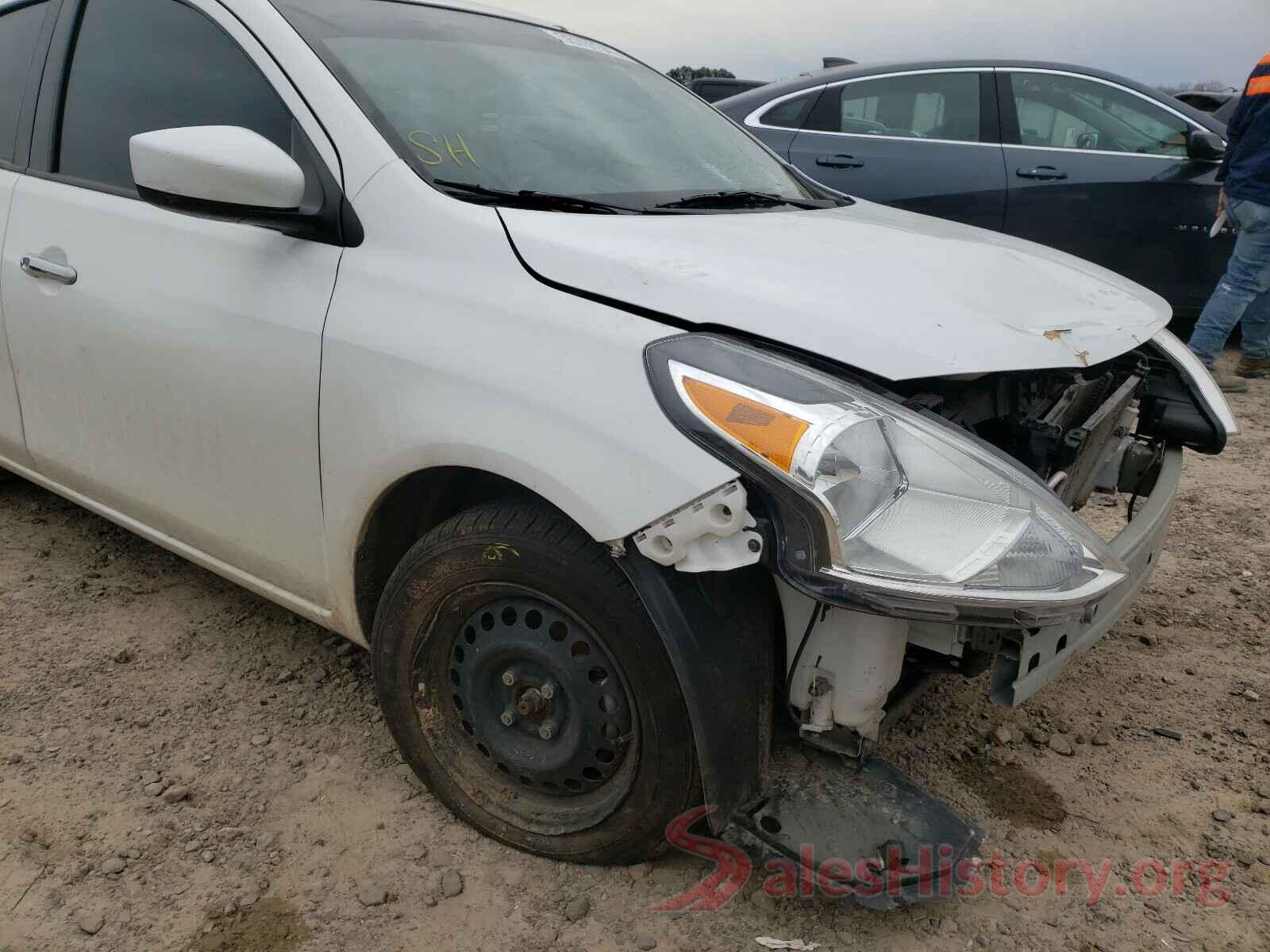 3N1CN7AP2KL831494 2019 NISSAN VERSA