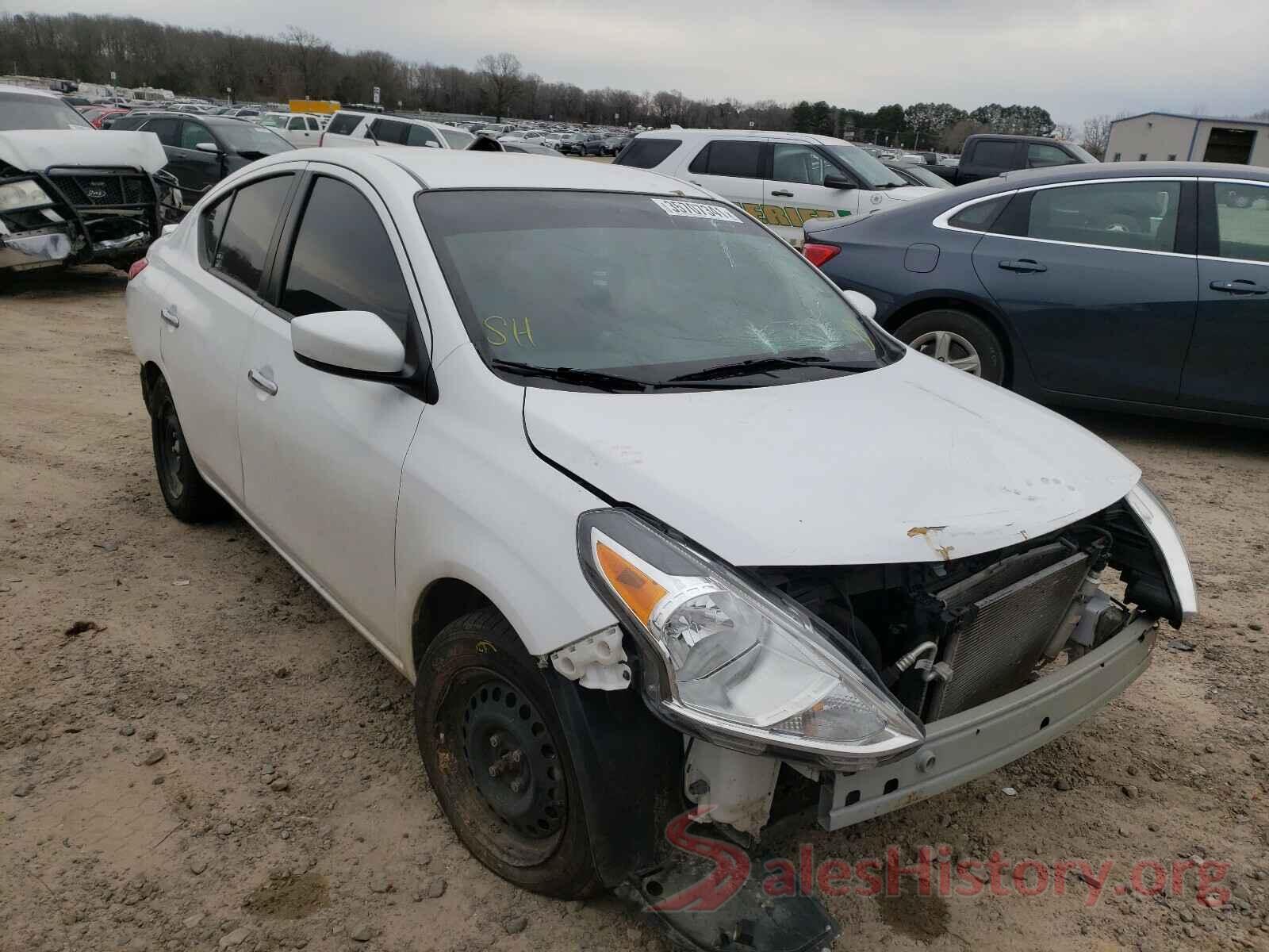 3N1CN7AP2KL831494 2019 NISSAN VERSA