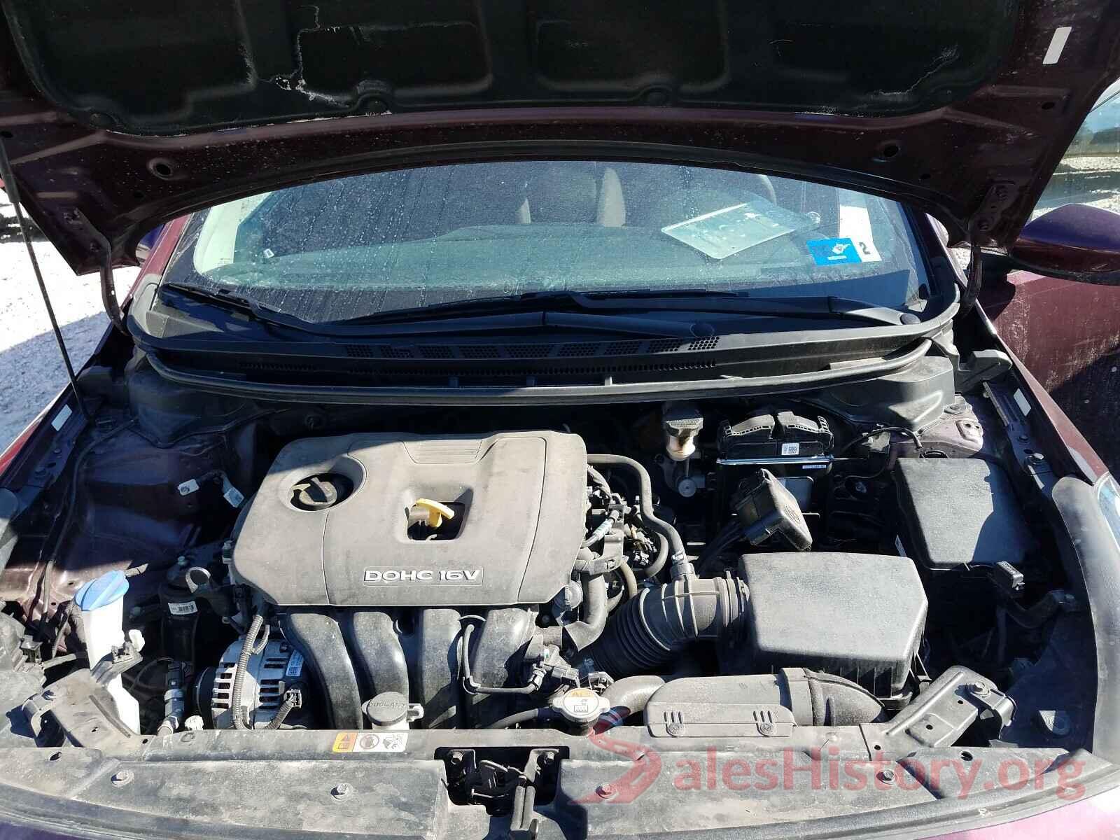 3KPFK4A75JE275525 2018 KIA FORTE