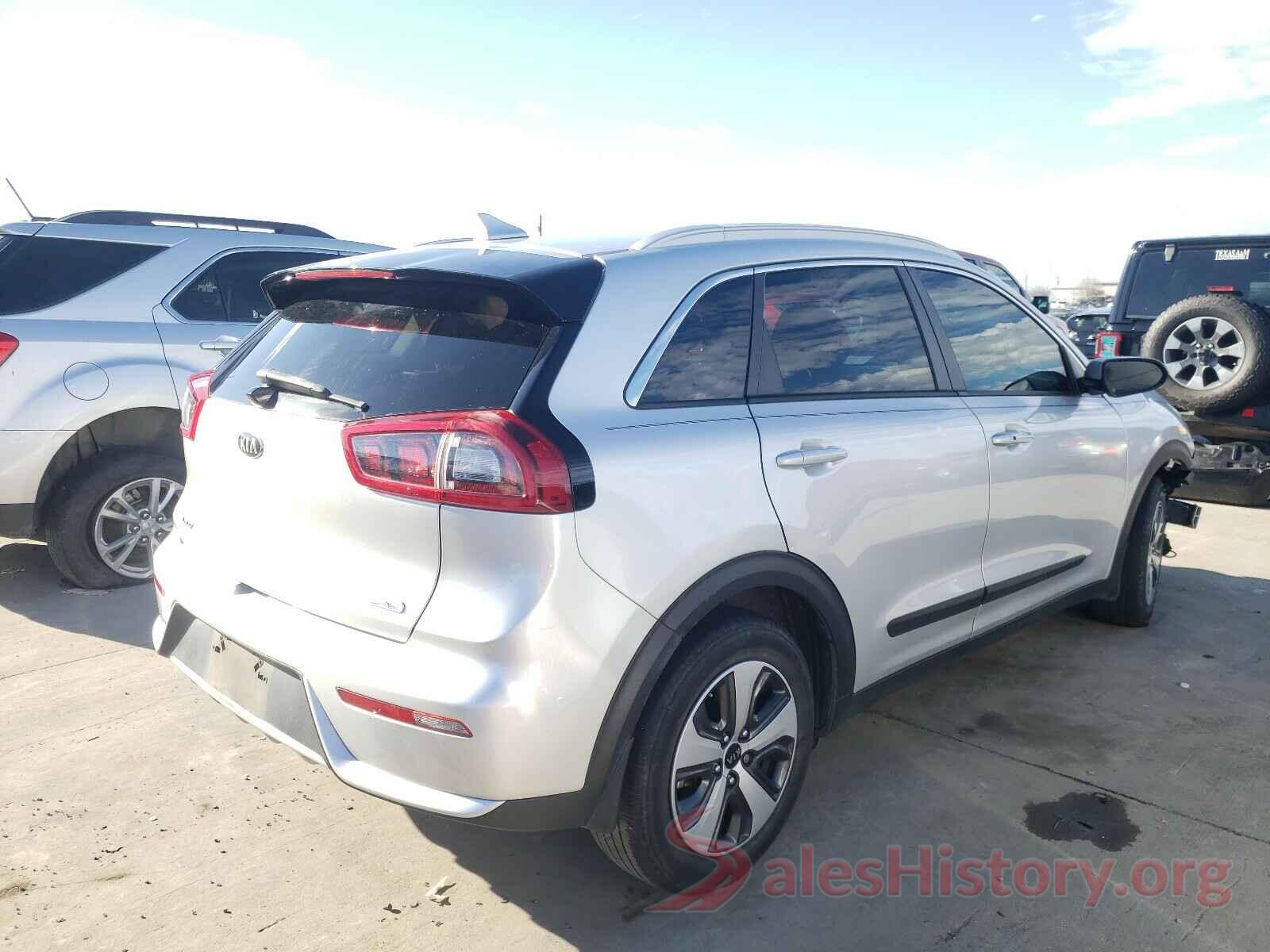 KNDCB3LCXH5053818 2017 KIA NIRO