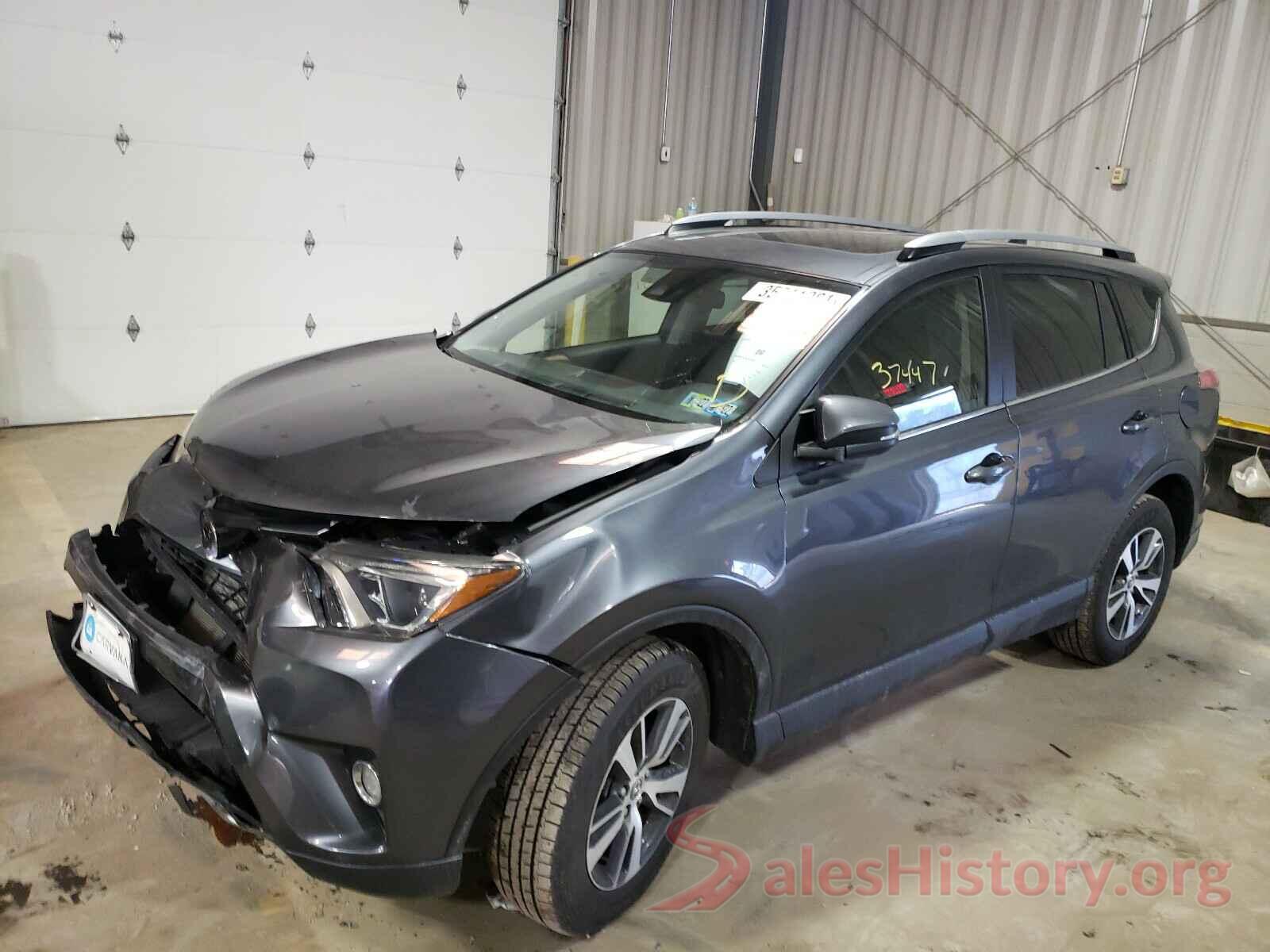 JTMRFREV5HD210743 2017 TOYOTA RAV4