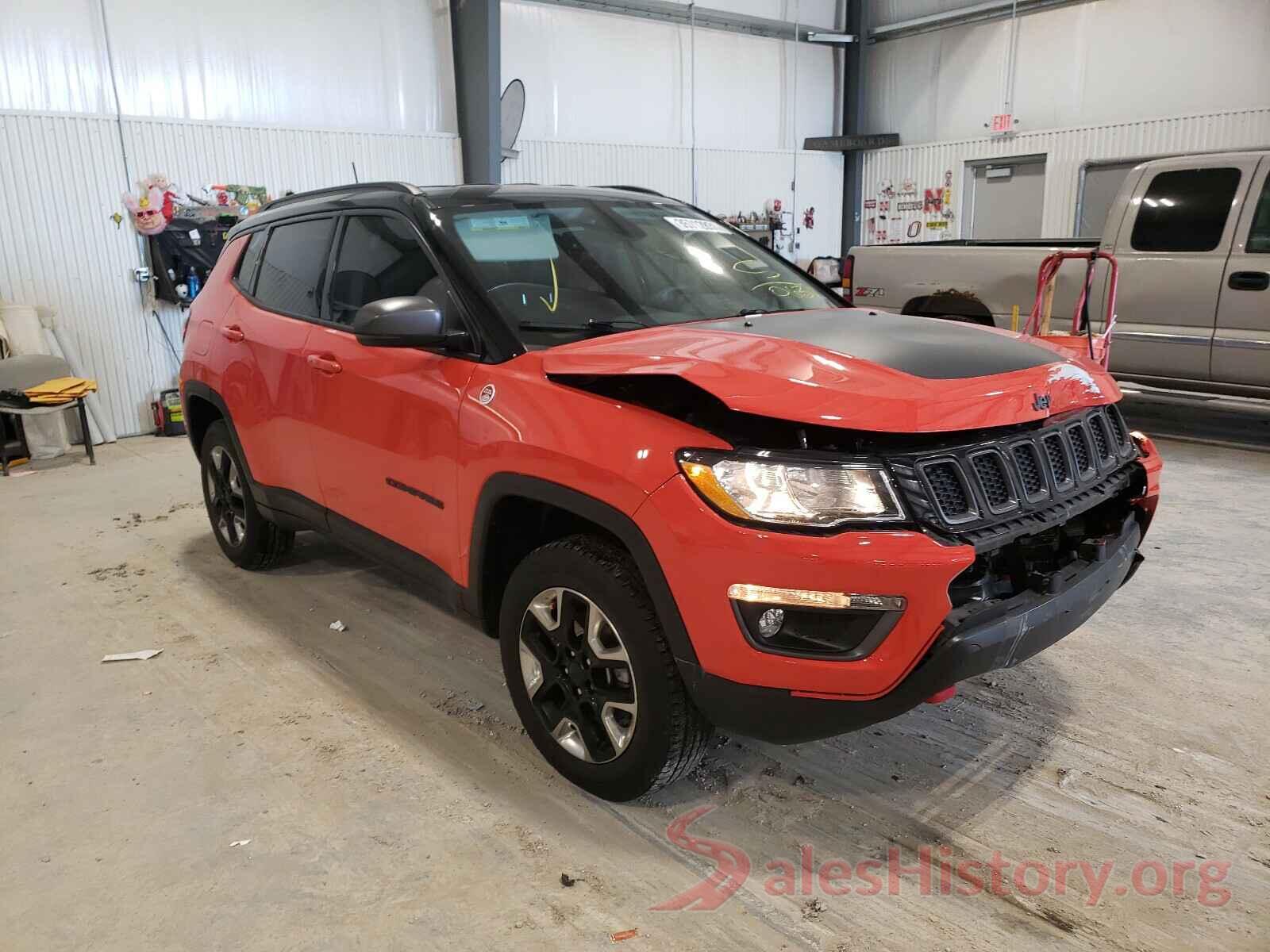 3C4NJDDB1JT210634 2018 JEEP COMPASS