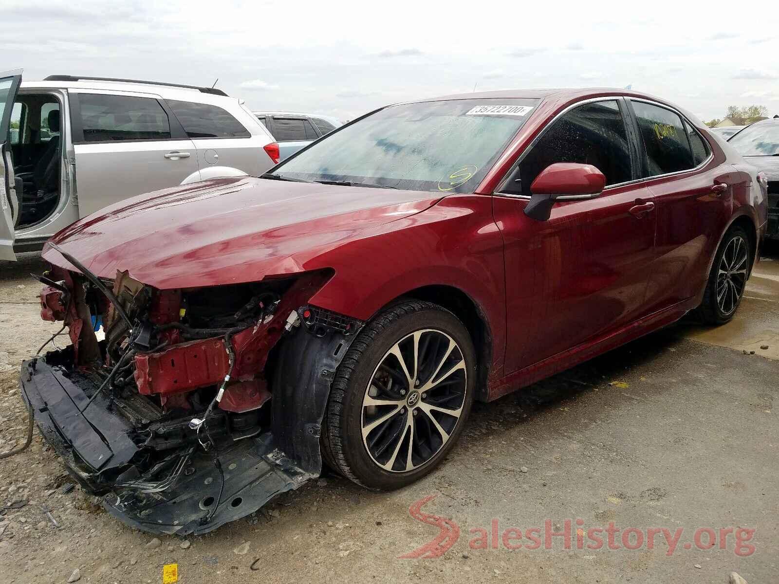 4T1B11HK9JU506711 2018 TOYOTA CAMRY