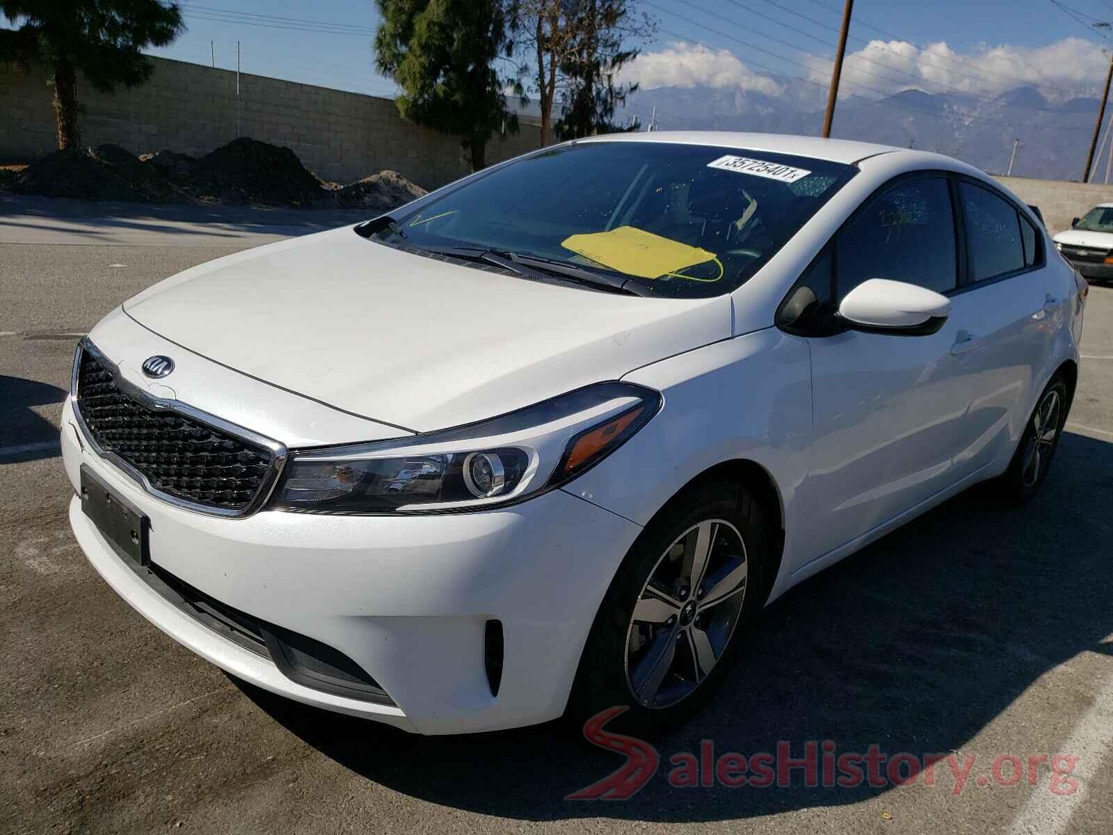 3KPFL4A70JE239688 2018 KIA FORTE