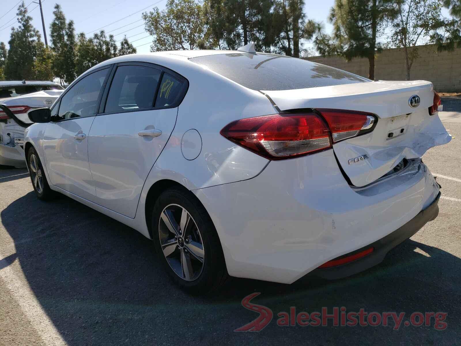 3KPFL4A70JE239688 2018 KIA FORTE