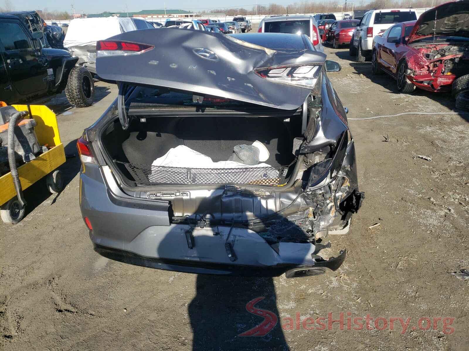 5NPE34AF0JH644660 2018 HYUNDAI SONATA