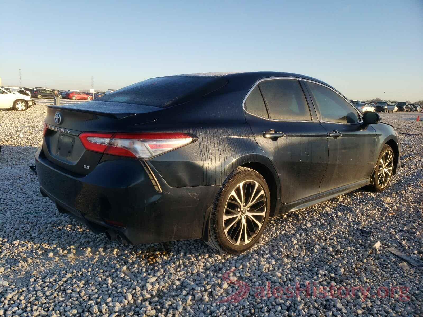 4T1B11HK6JU542985 2018 TOYOTA CAMRY