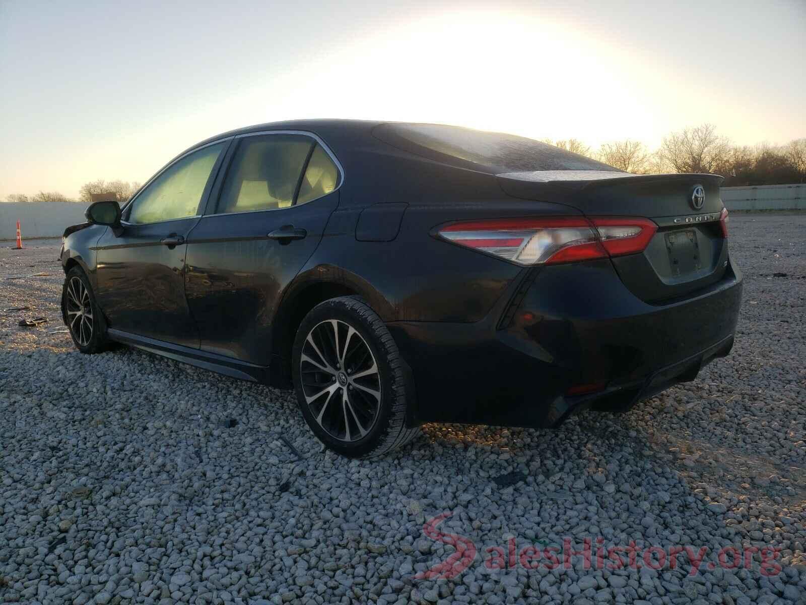 4T1B11HK6JU542985 2018 TOYOTA CAMRY