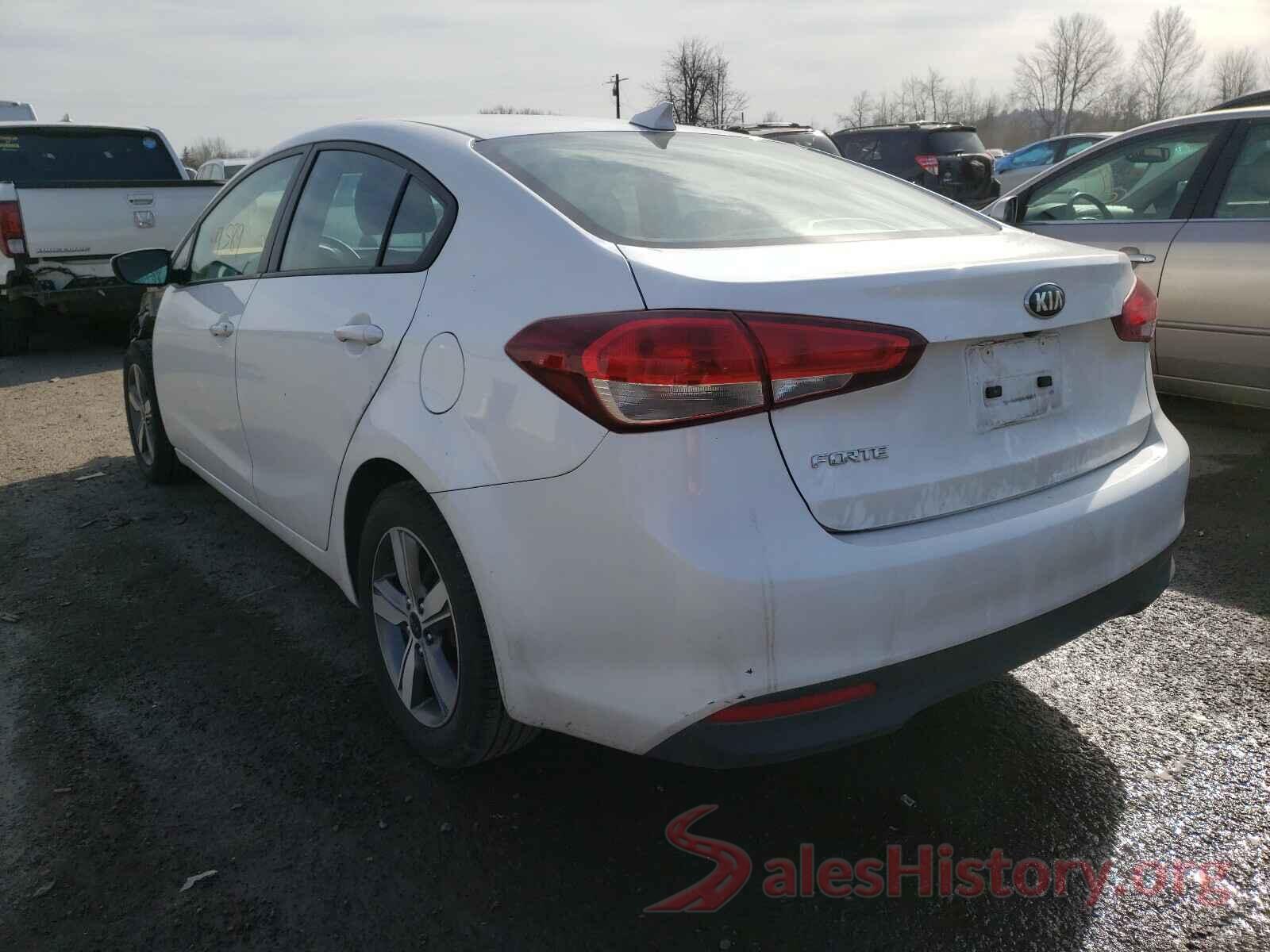 3KPFL4A72JE211391 2018 KIA FORTE