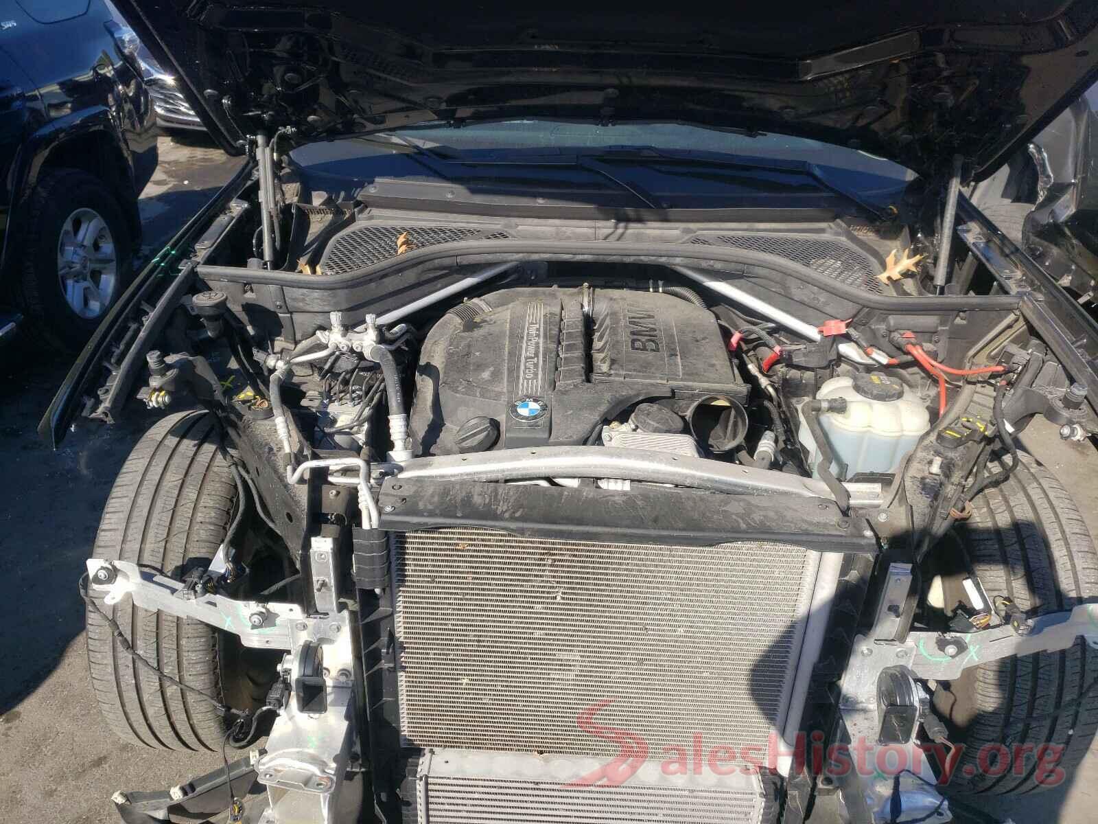 5UXKR0C58JL075887 2018 BMW X5