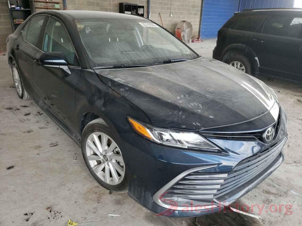 4T1C11AK2MU594410 2021 TOYOTA CAMRY