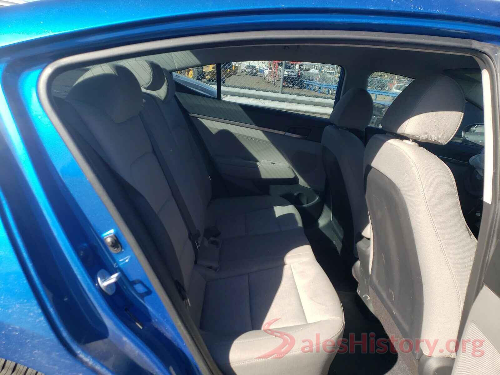 5NPD74LF6JH320125 2018 HYUNDAI ELANTRA