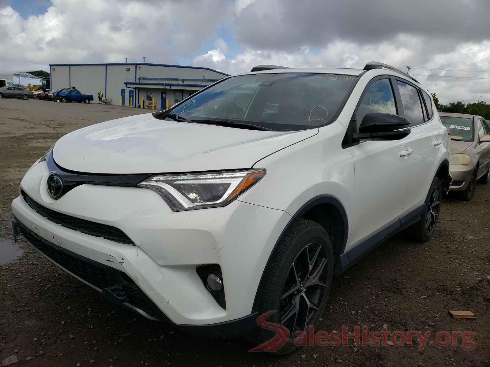 JTMNFREV8HD102521 2017 TOYOTA RAV4