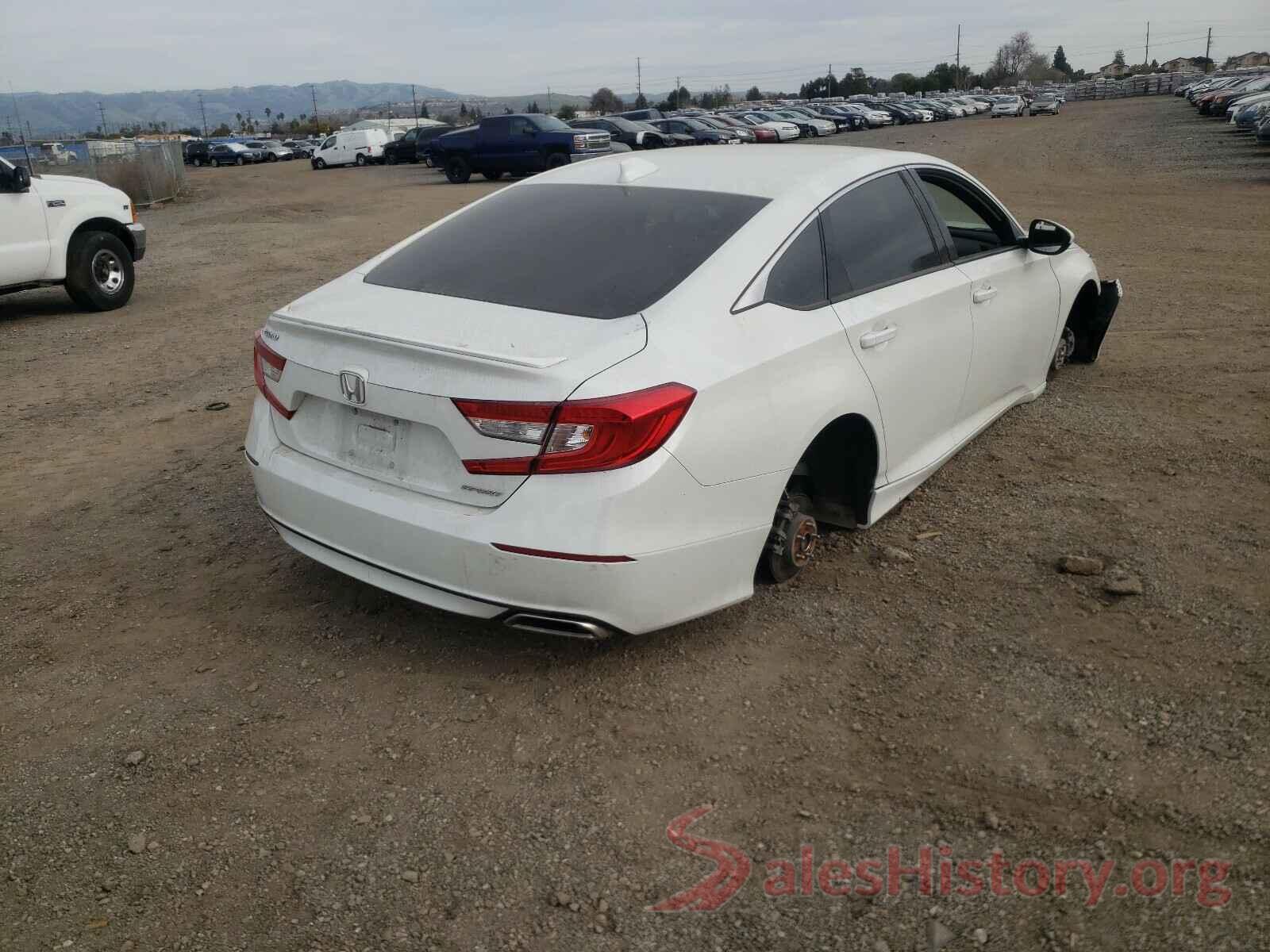 1HGCV1F32JA027137 2018 HONDA ACCORD