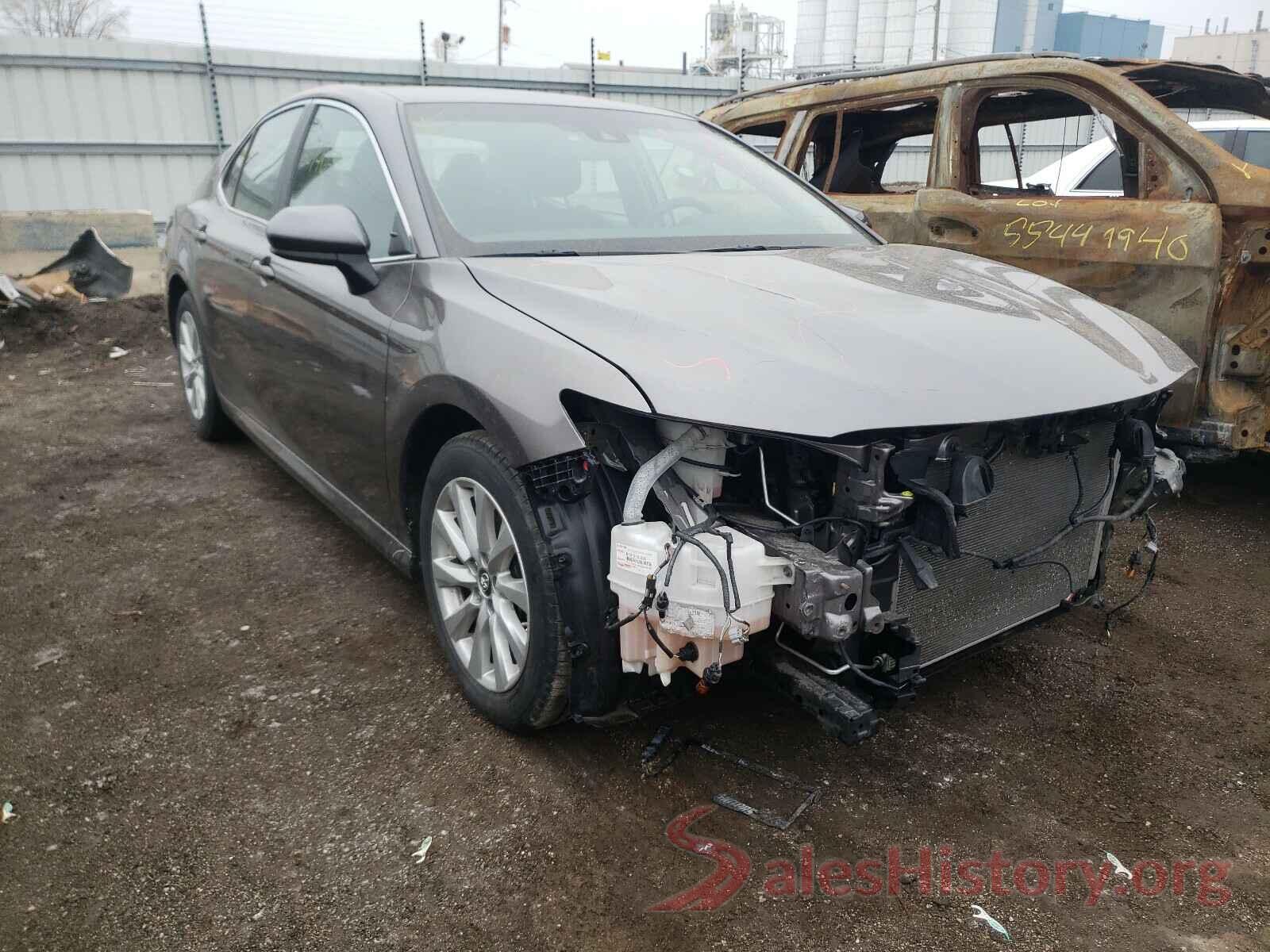 4T1B11HK7JU653741 2018 TOYOTA CAMRY