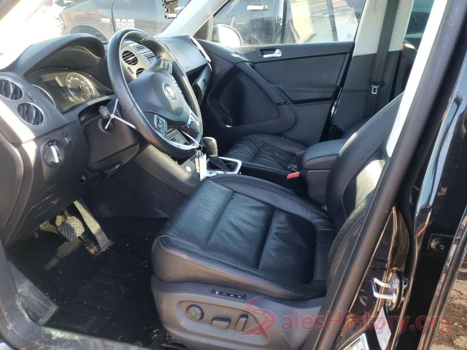 WVGUV7AX2HK018728 2017 VOLKSWAGEN TIGUAN