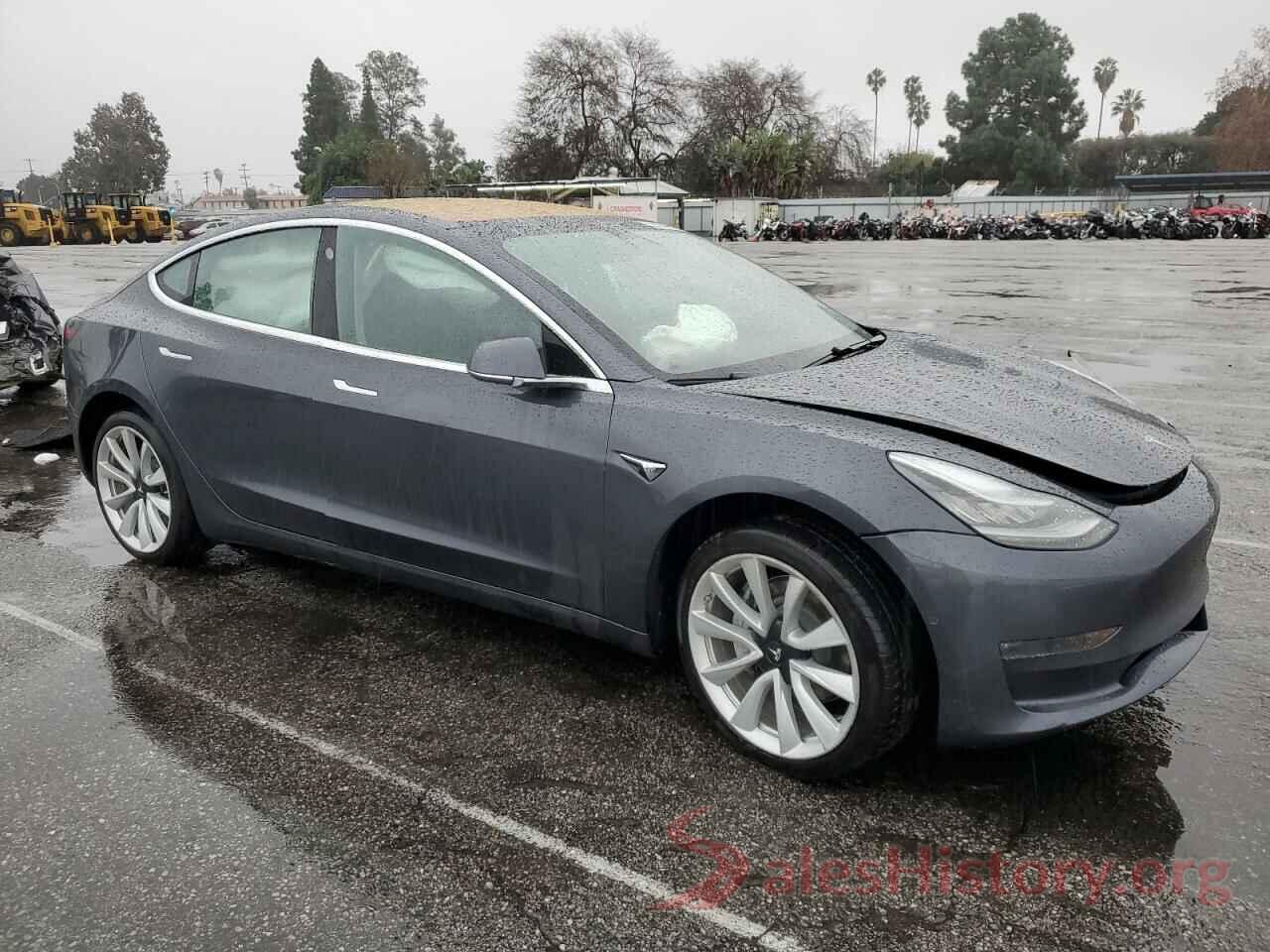 5YJ3E1EA8JF004483 2018 TESLA MODEL 3