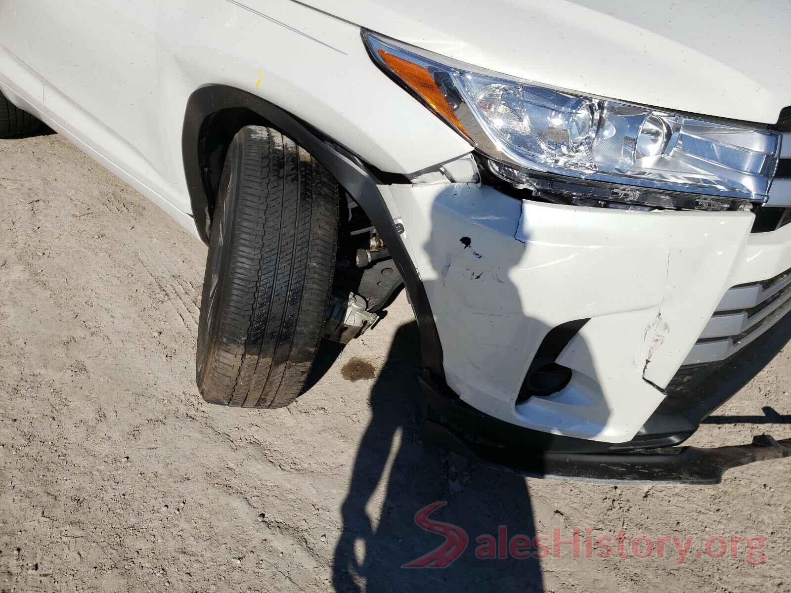 5TDZARFH8JS039620 2018 TOYOTA HIGHLANDER