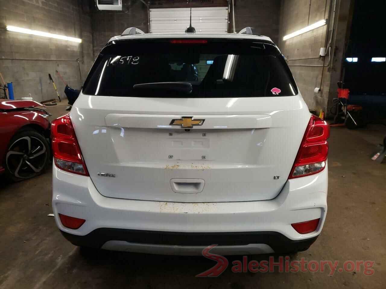 KL7CJLSB8JB658646 2018 CHEVROLET TRAX