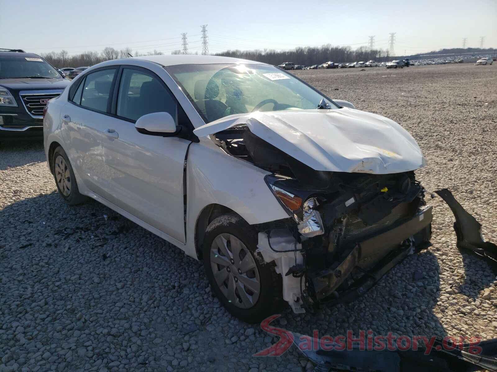 3KPA24AB1JE072131 2018 KIA RIO