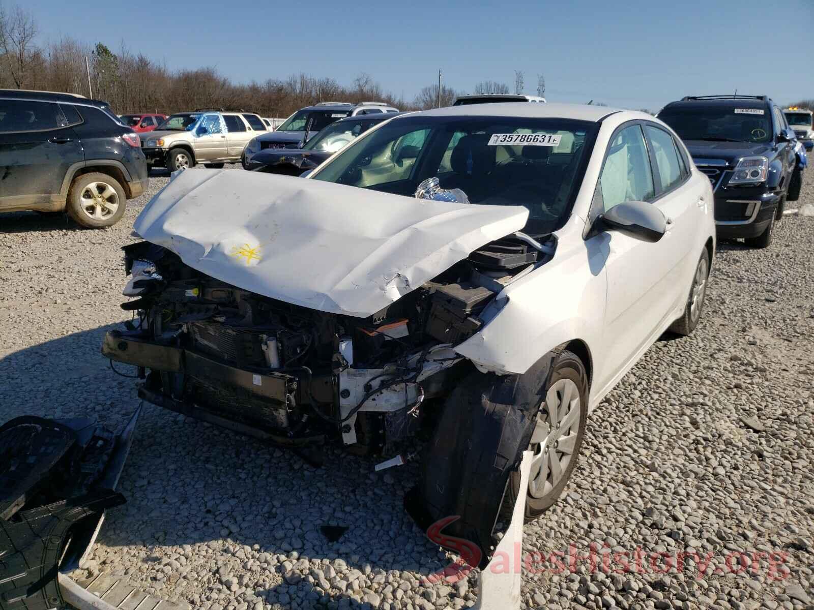 3KPA24AB1JE072131 2018 KIA RIO