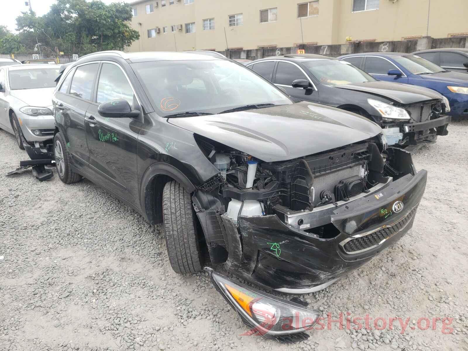 KNDCB3LC5K5243257 2019 KIA NIRO