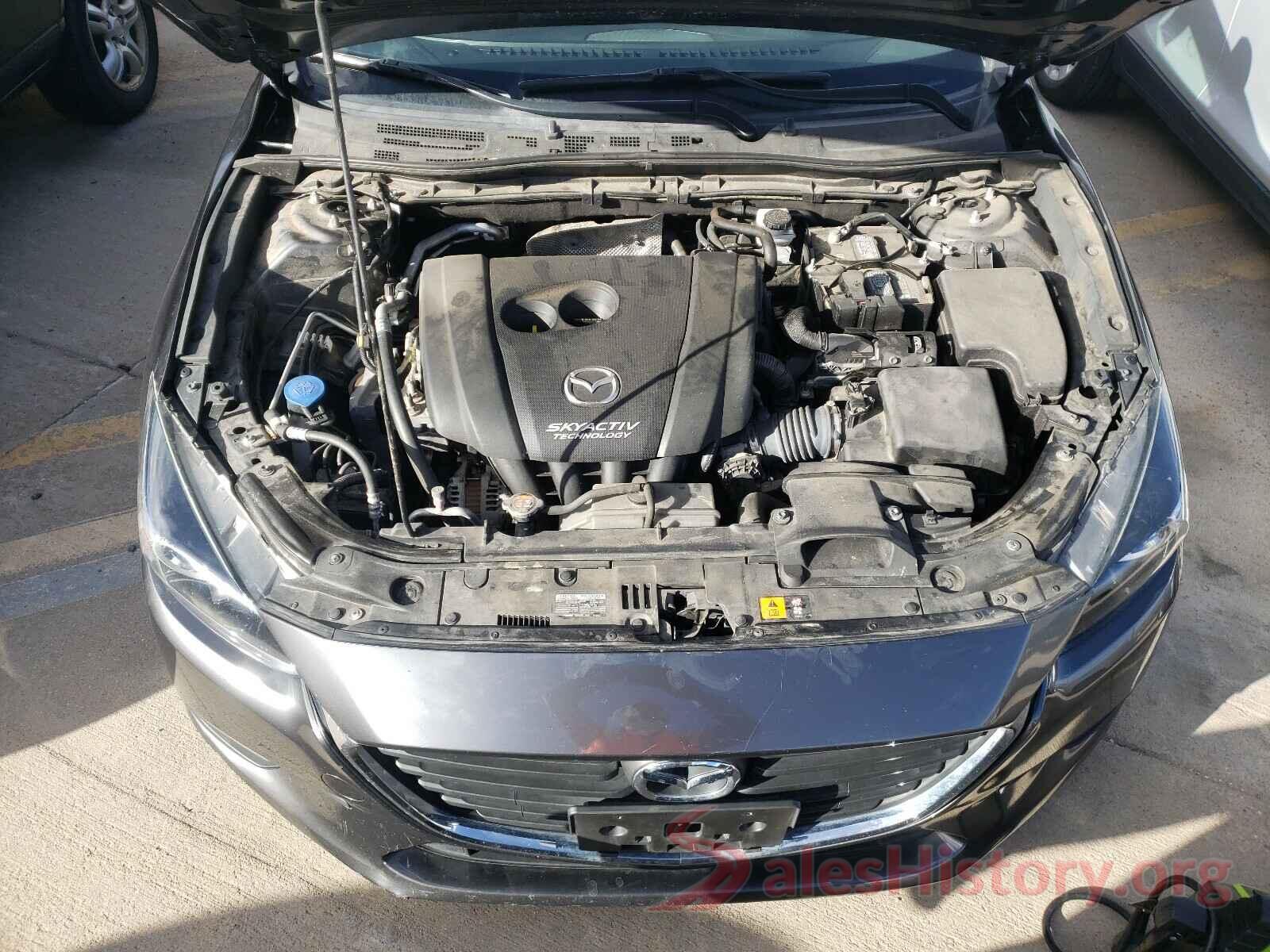 3MZBN1U7XJM213234 2018 MAZDA 3