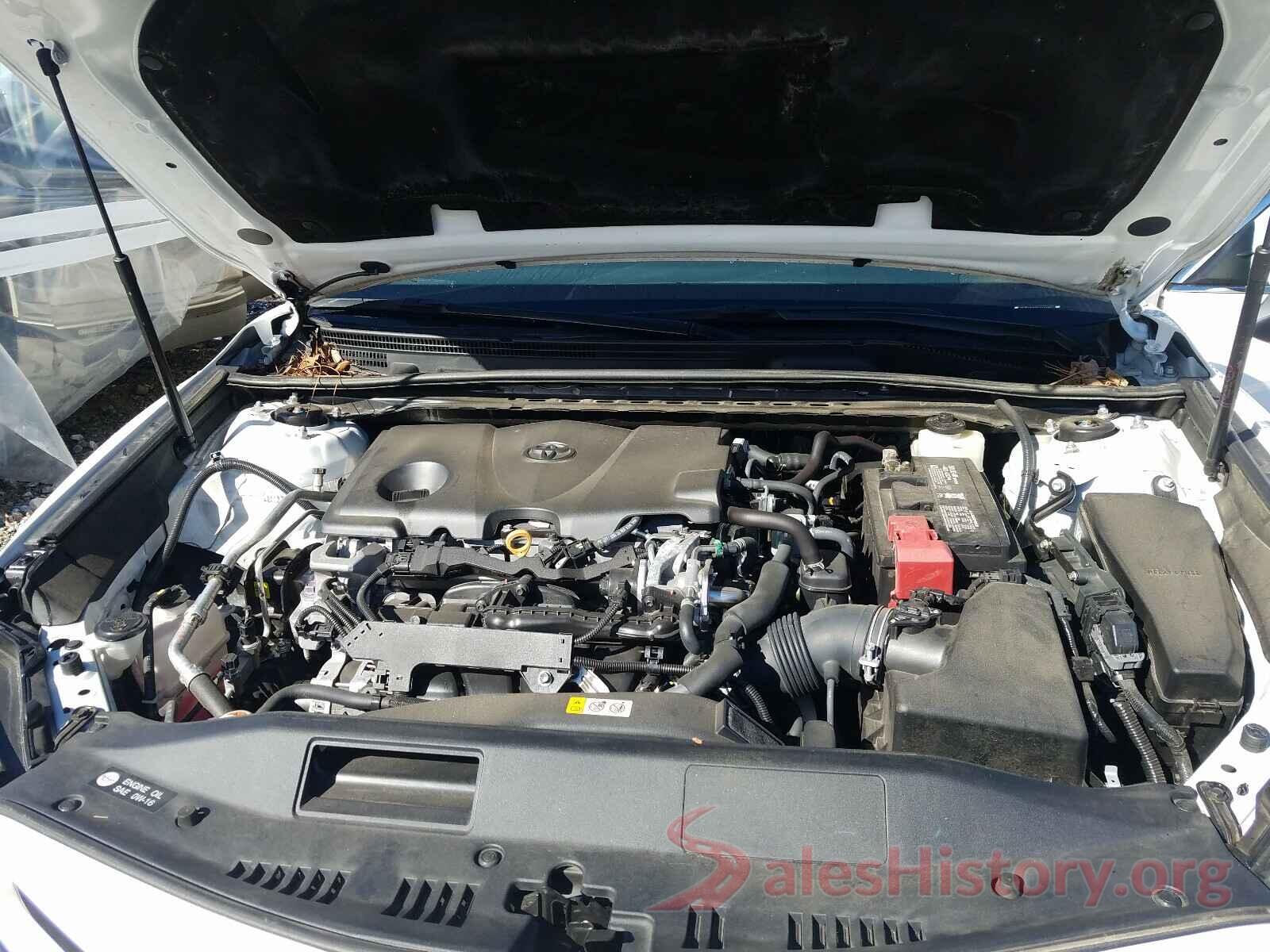 4T1B11HK8JU114951 2018 TOYOTA CAMRY