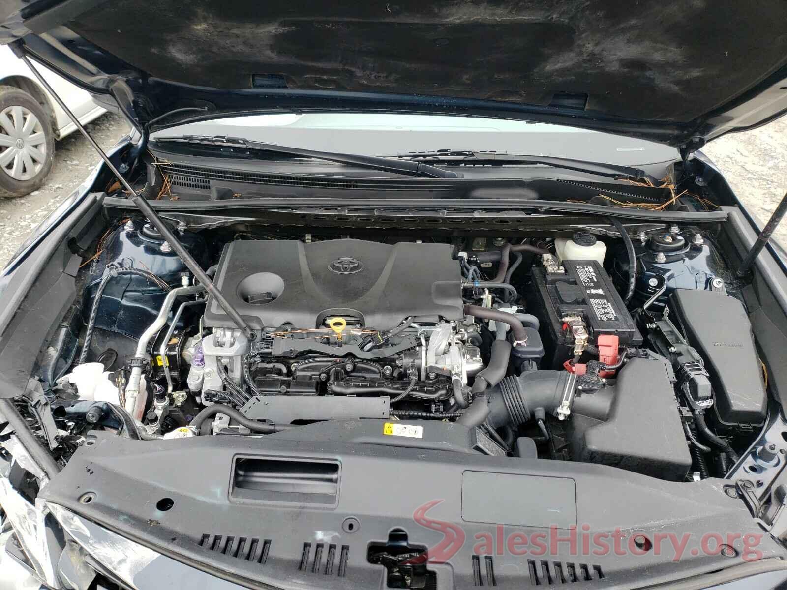 4T1B11HK1JU668560 2018 TOYOTA CAMRY