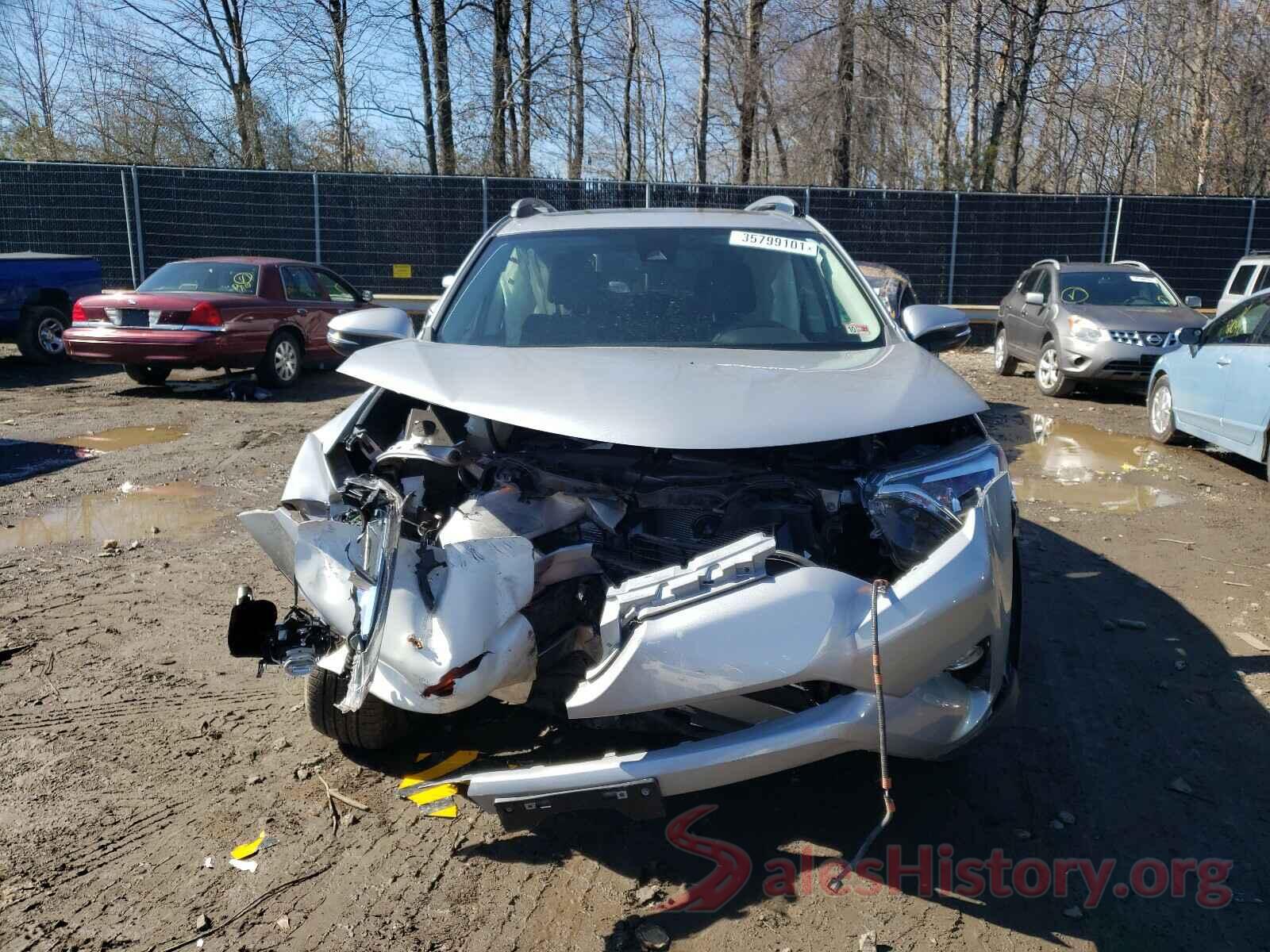 2T3DFREV2JW719210 2018 TOYOTA RAV4