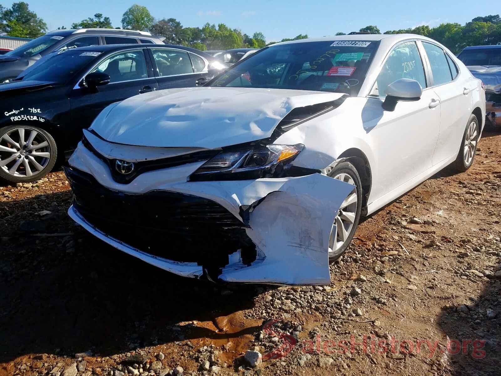 4T1B11HK8KU755700 2019 TOYOTA CAMRY