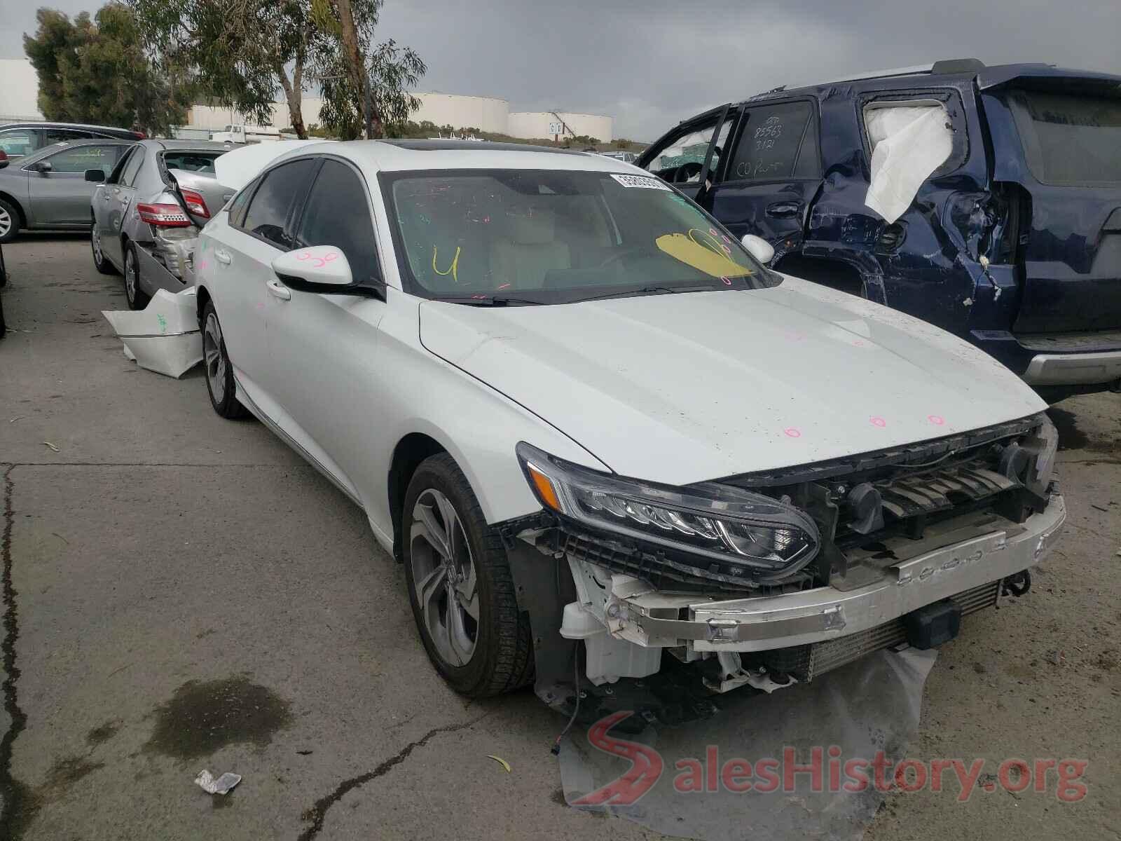 1HGCV1F58JA030741 2018 HONDA ACCORD