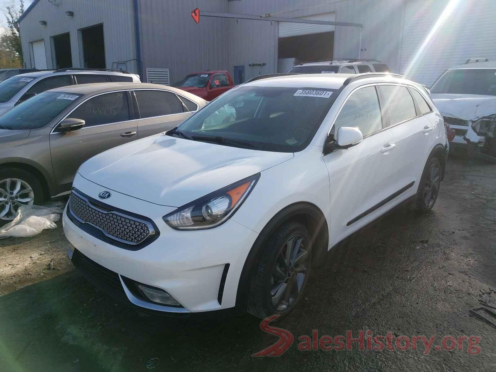 KNDCC3LC2H5045208 2017 KIA NIRO