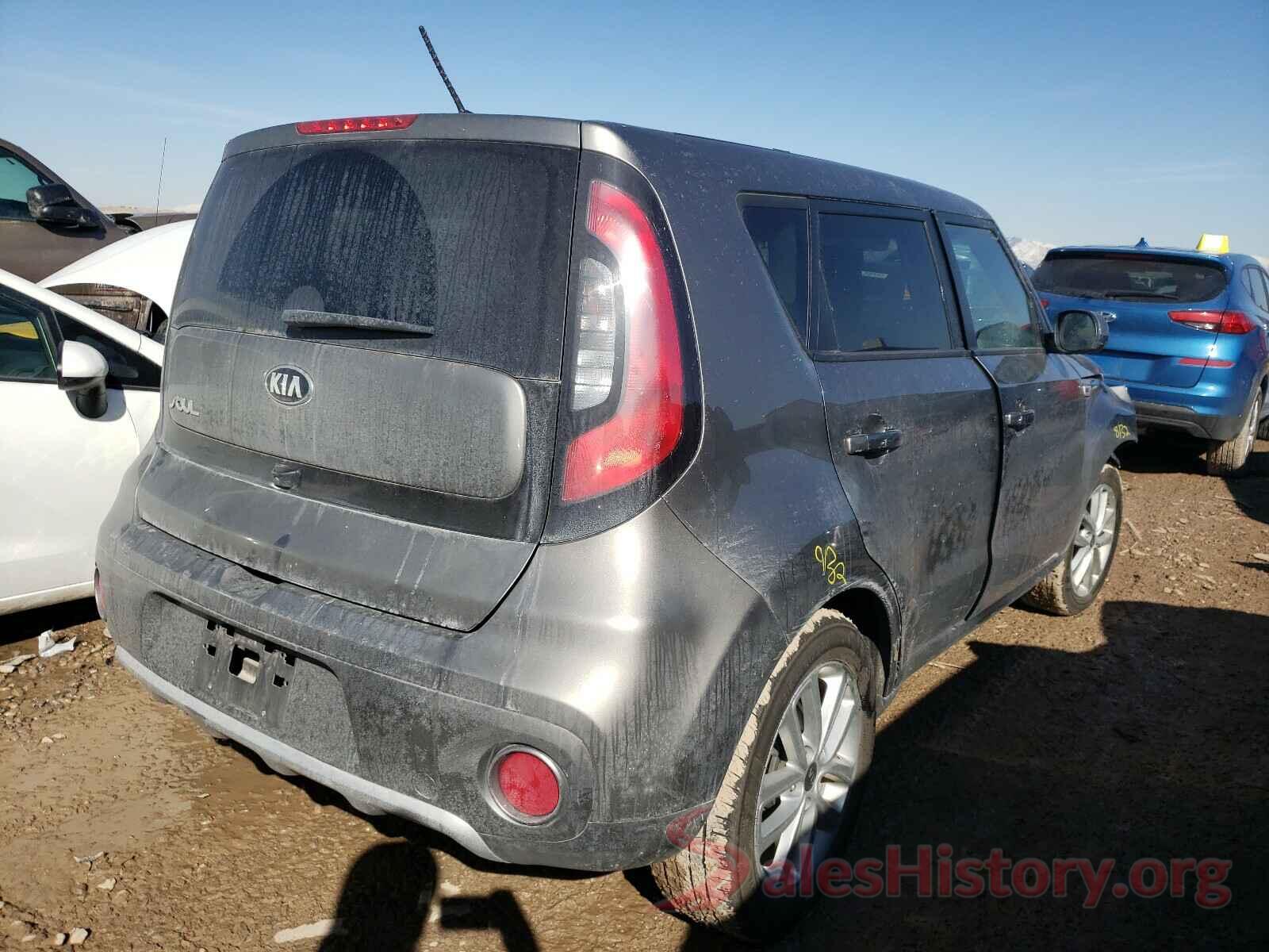 KNDJP3A5XJ7568423 2018 KIA SOUL