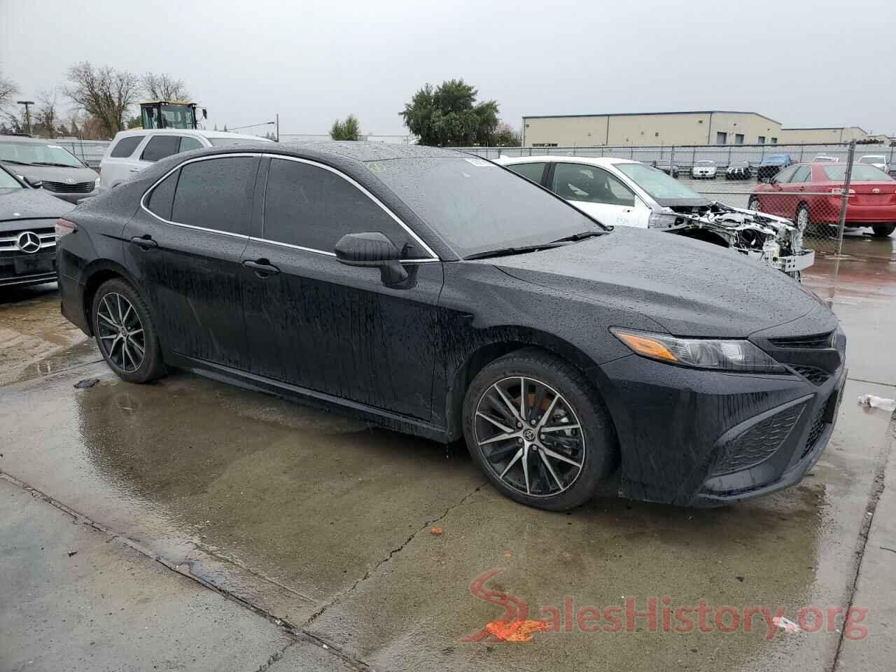 4T1G11AK3MU591310 2021 TOYOTA CAMRY