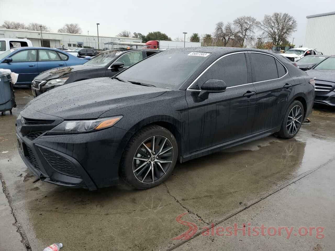 4T1G11AK3MU591310 2021 TOYOTA CAMRY