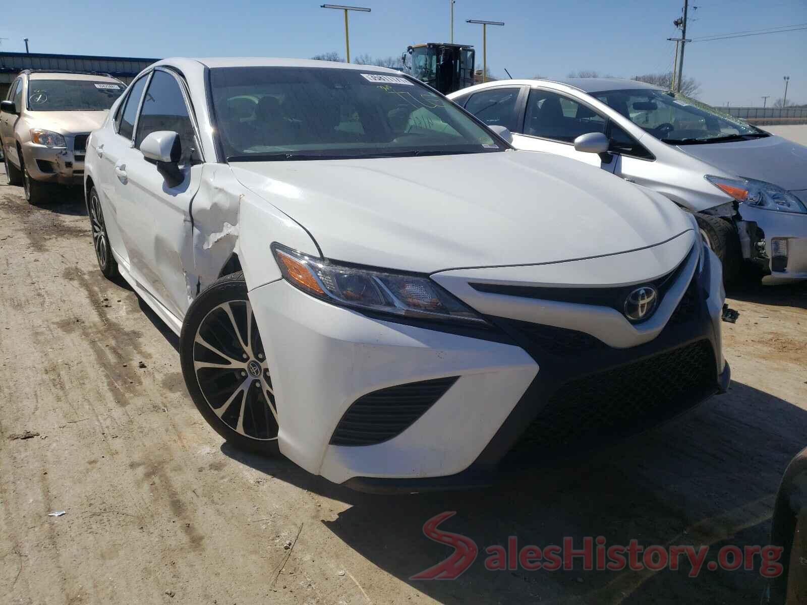 4T1B11HK9KU680490 2019 TOYOTA CAMRY