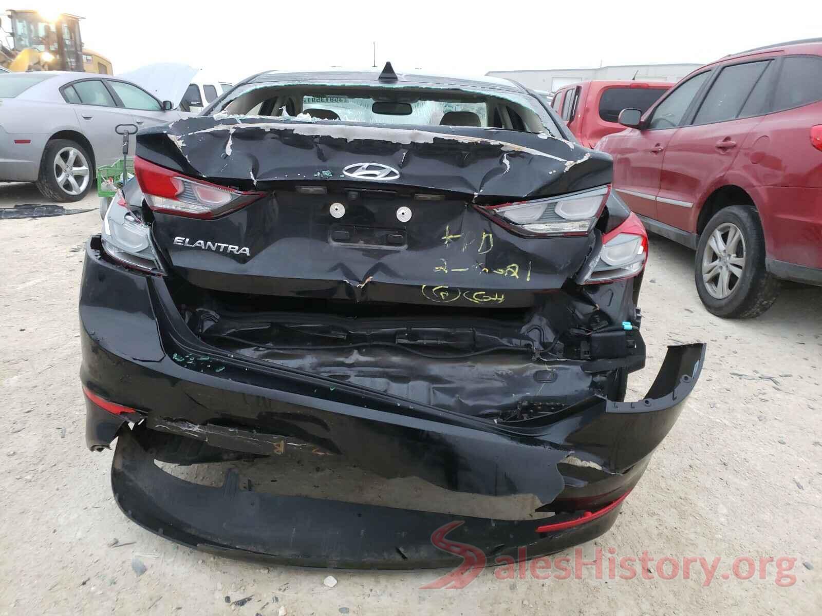 5NPD84LF8JH381733 2018 HYUNDAI ELANTRA