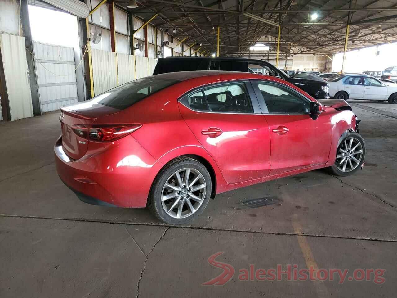 3MZBN1V33JM167385 2018 MAZDA 3