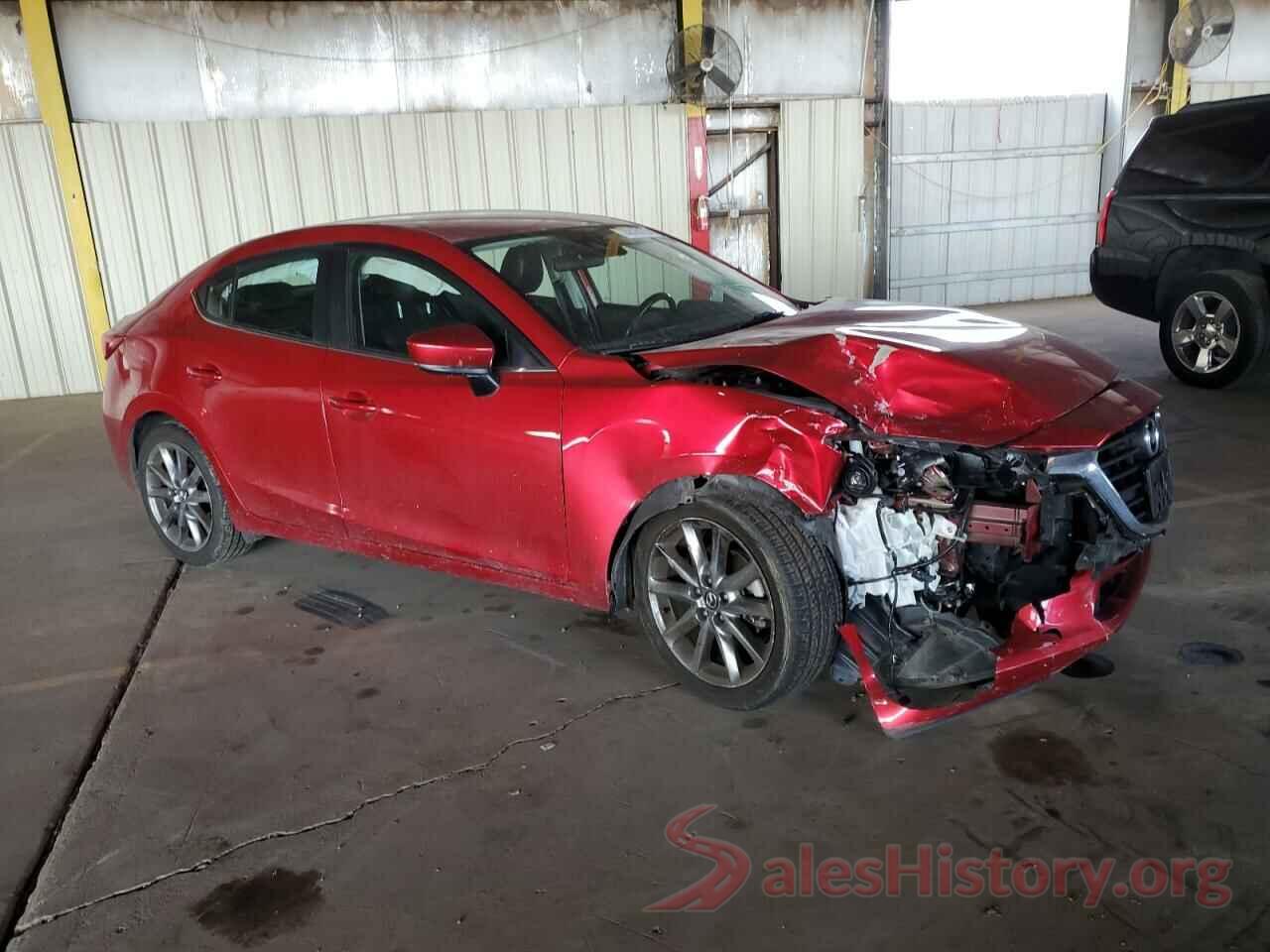 3MZBN1V33JM167385 2018 MAZDA 3